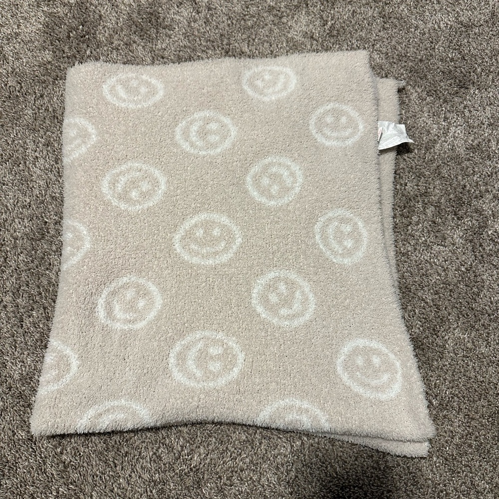 Beige Smiley Face Fuzzy baby blanket